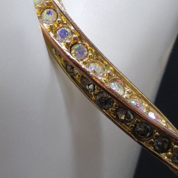 Vintage AB Rhinestone Twisted Bangle Bracelet, 1980s - Picture 3 of 10
